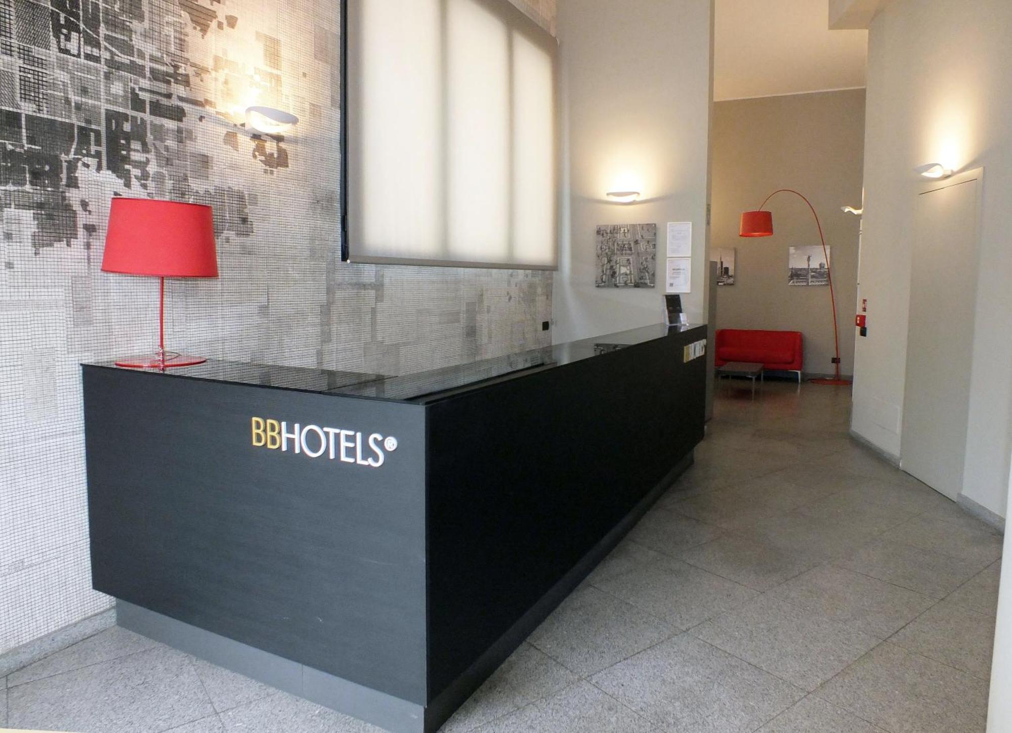Bb Isola Apartahotel